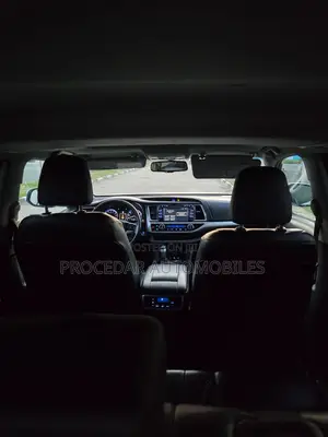 Toyota Highlander XLE 4dr SUV (3.5L 6cyl 6A) 2015 White