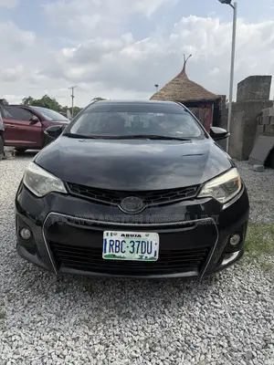 Toyota Corolla S 4dr Sedan (1.8L 4cyl CVT) 2015 Black