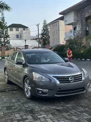 Nissan Altima 3.5 SL 4dr Sedan (3.5L 6cyl CVT) 2015 Gray