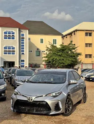 Toyota Corolla 2019 Silver
