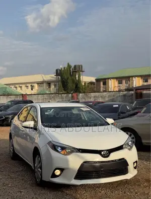Toyota Corolla 2014 White