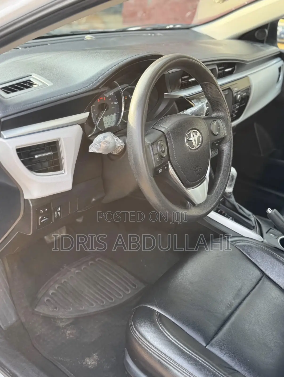 Toyota Corolla 2014 White