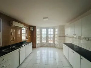 3bdrm Apartment in Maitama for rent