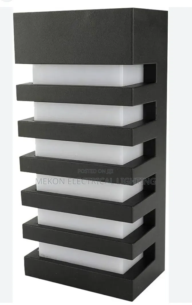 Cast Wall Light