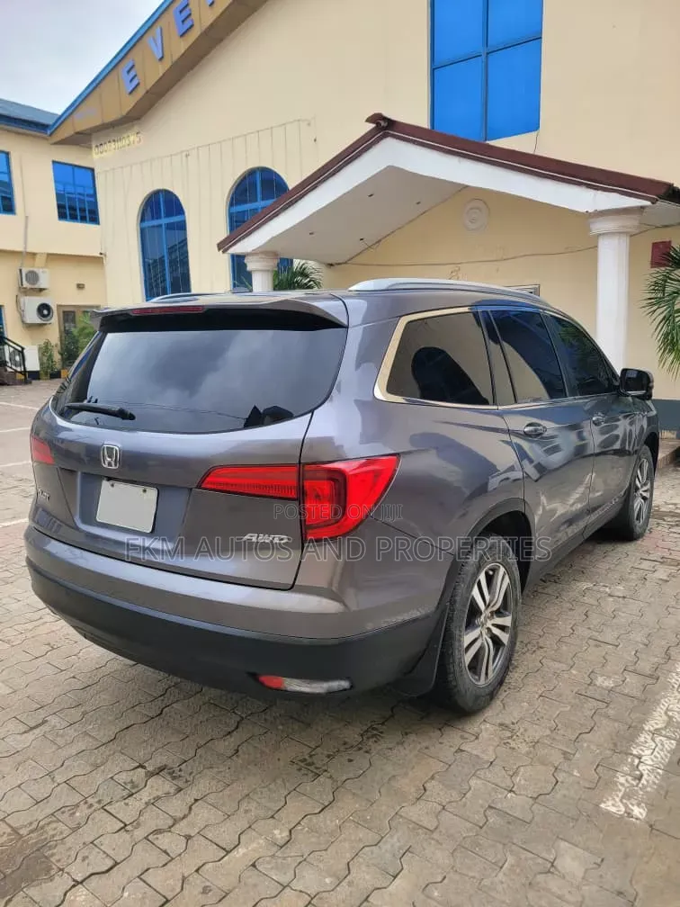 Honda Pilot 2017 Gray