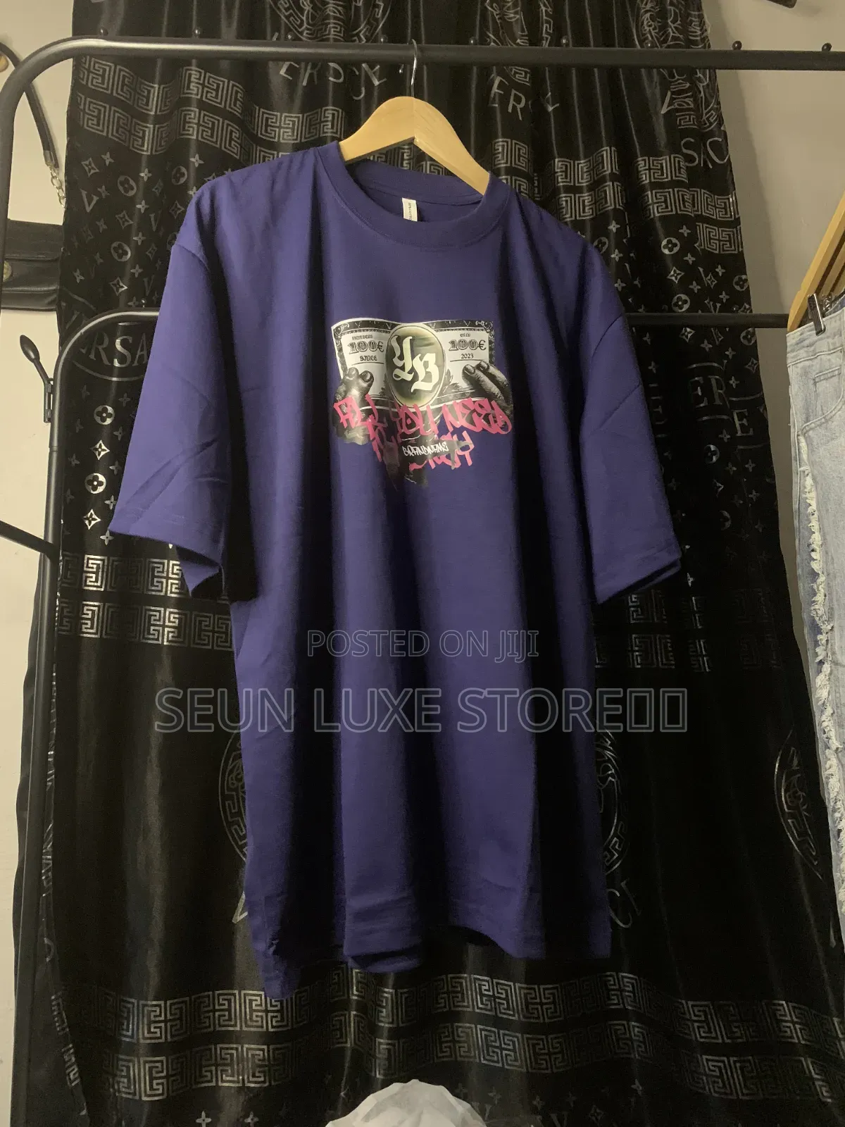 Quality Roundneck