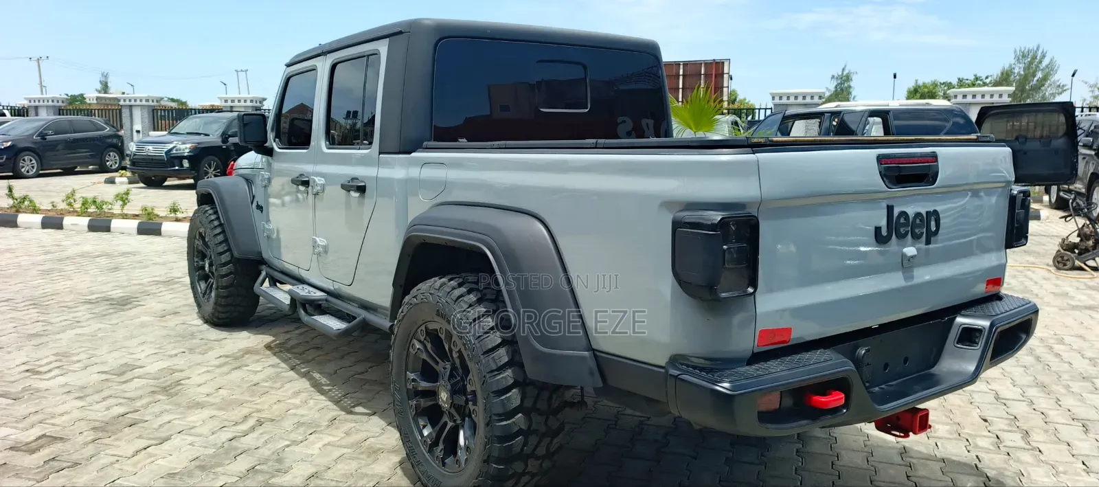 Jeep Gladiator 2021 Off white
