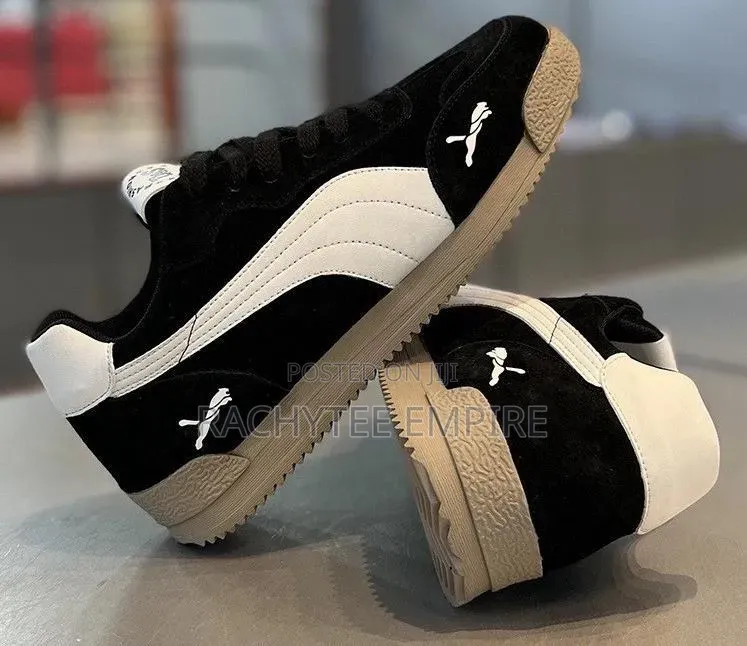 Puma Low Top Sneakers