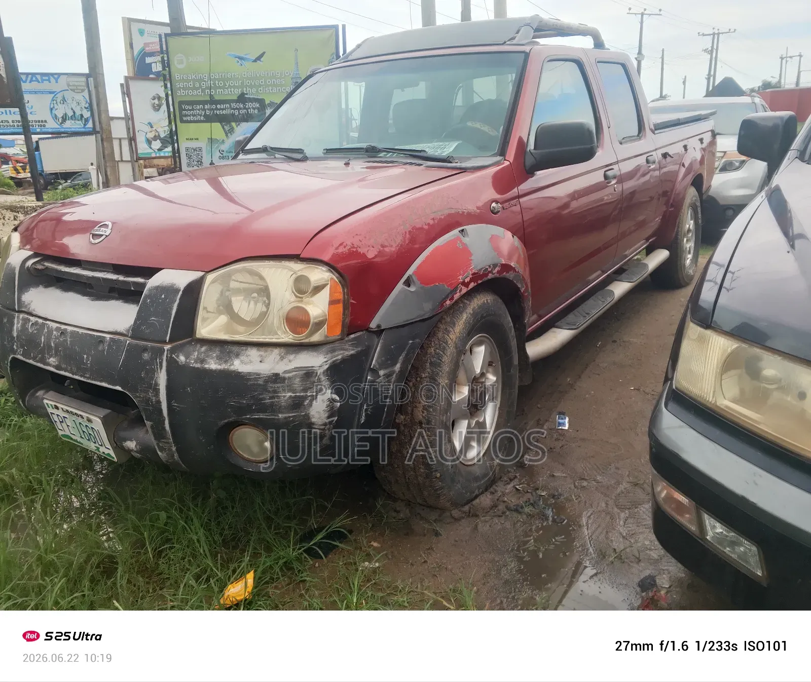 Nissan Frontier 2003 Red