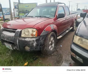 Nissan Frontier 2003 Red