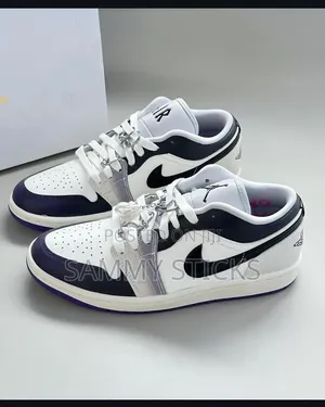 Footwears Store