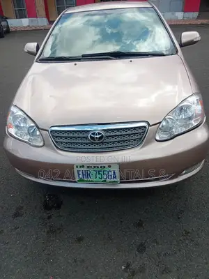 Toyota Corolla 2005 Gold