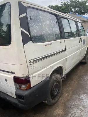 Volkswagen Transporter 1988 White