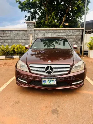 Mercedes-Benz C350 2008 Red