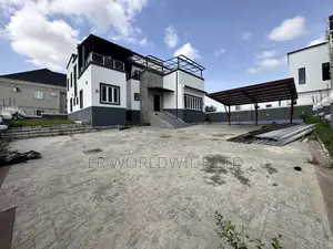 5bdrm Duplex in Lugbe District for rent