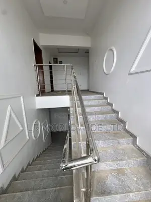 5bdrm Duplex in Lugbe District for rent