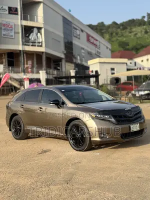 Toyota Venza V6 AWD 2011 Brown