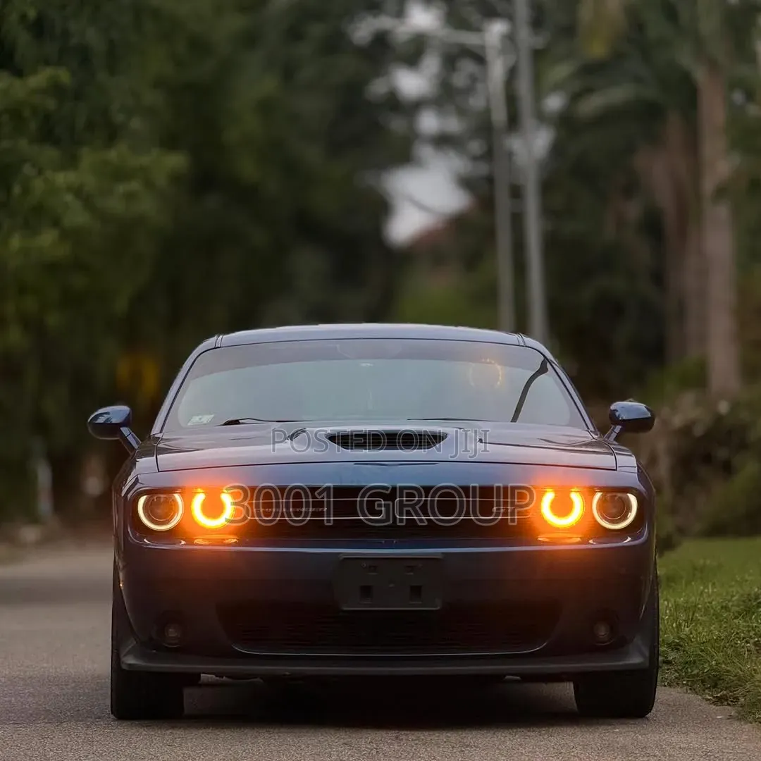 Dodge Challenger 2021 Blue