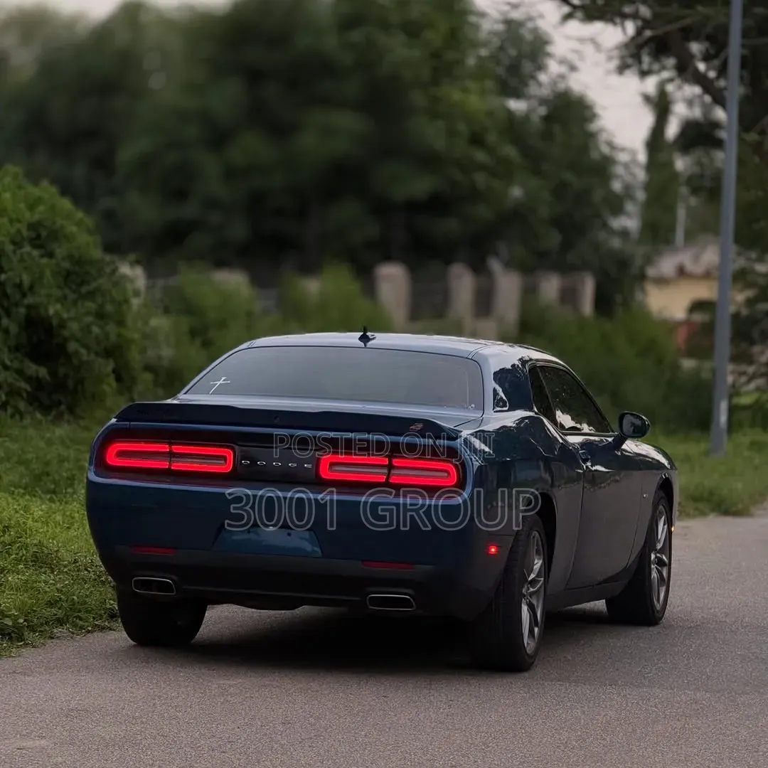 Dodge Challenger 2021 Blue