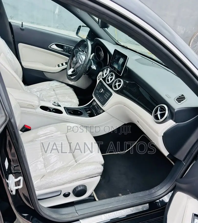 Mercedes-Benz CLA-Class 2017 Black