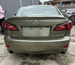 Lexus IS 250 2009 Green