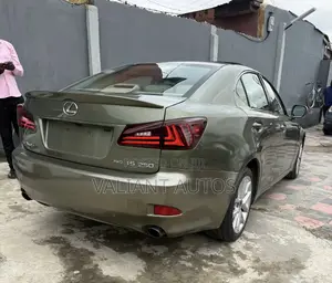 Lexus IS 250 2009 Green