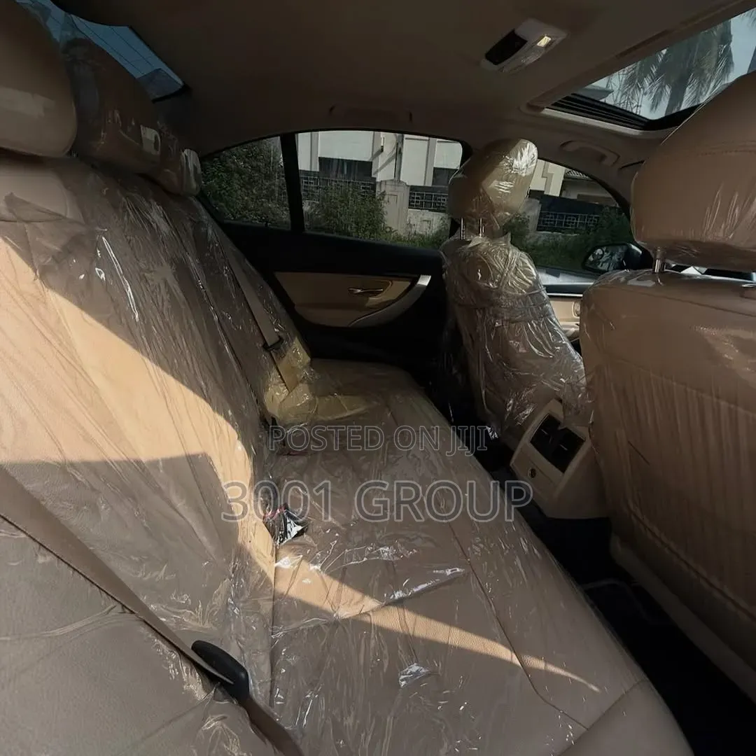BMW 320i 2018 White