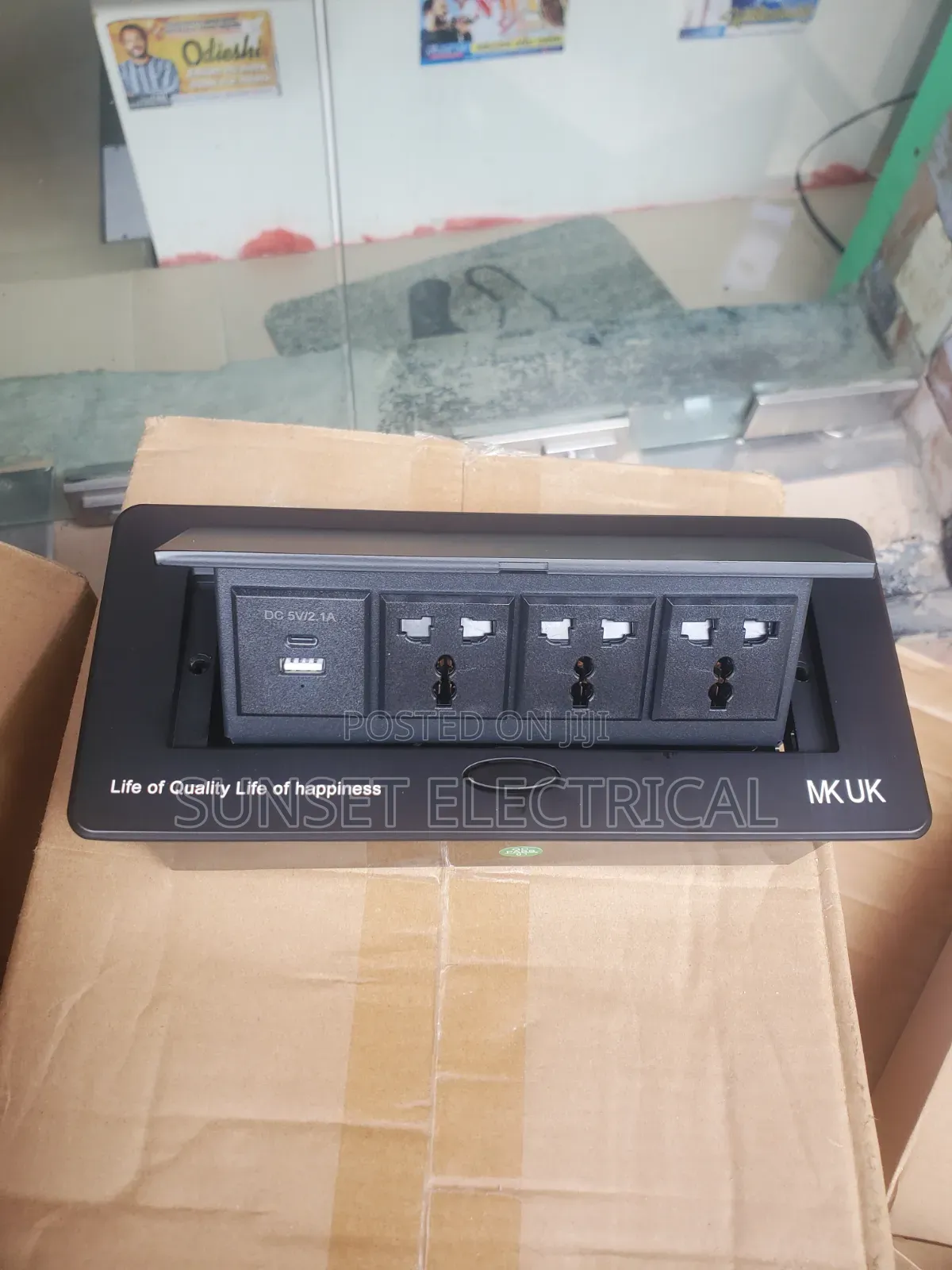 3 Socket With 1 Usb With Type C Table Socket