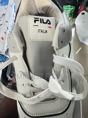 Fila Sneakers
