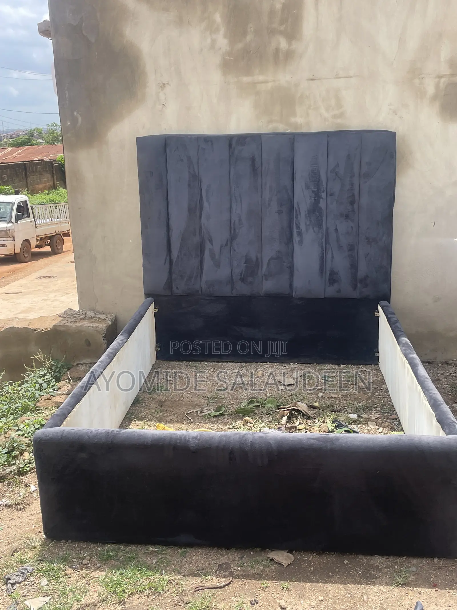 4 and Haif Bedframe Available