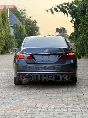 Honda Accord 2016 Gray