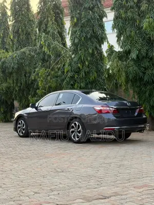 Honda Accord 2016 Gray