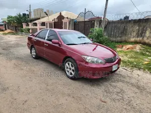 Toyota Camry 2004 Red