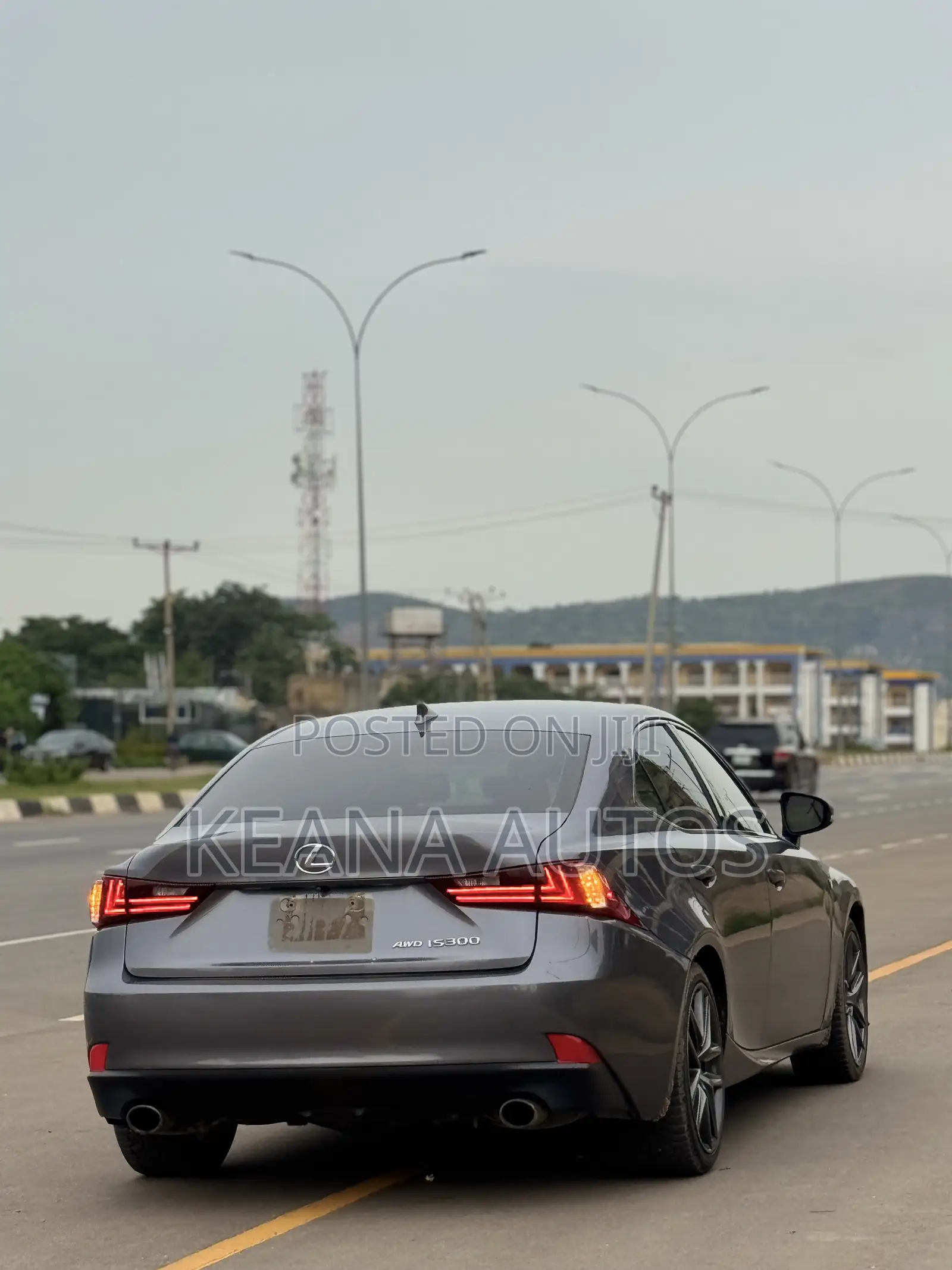 Lexus IS 300 AWD 2017 Gray