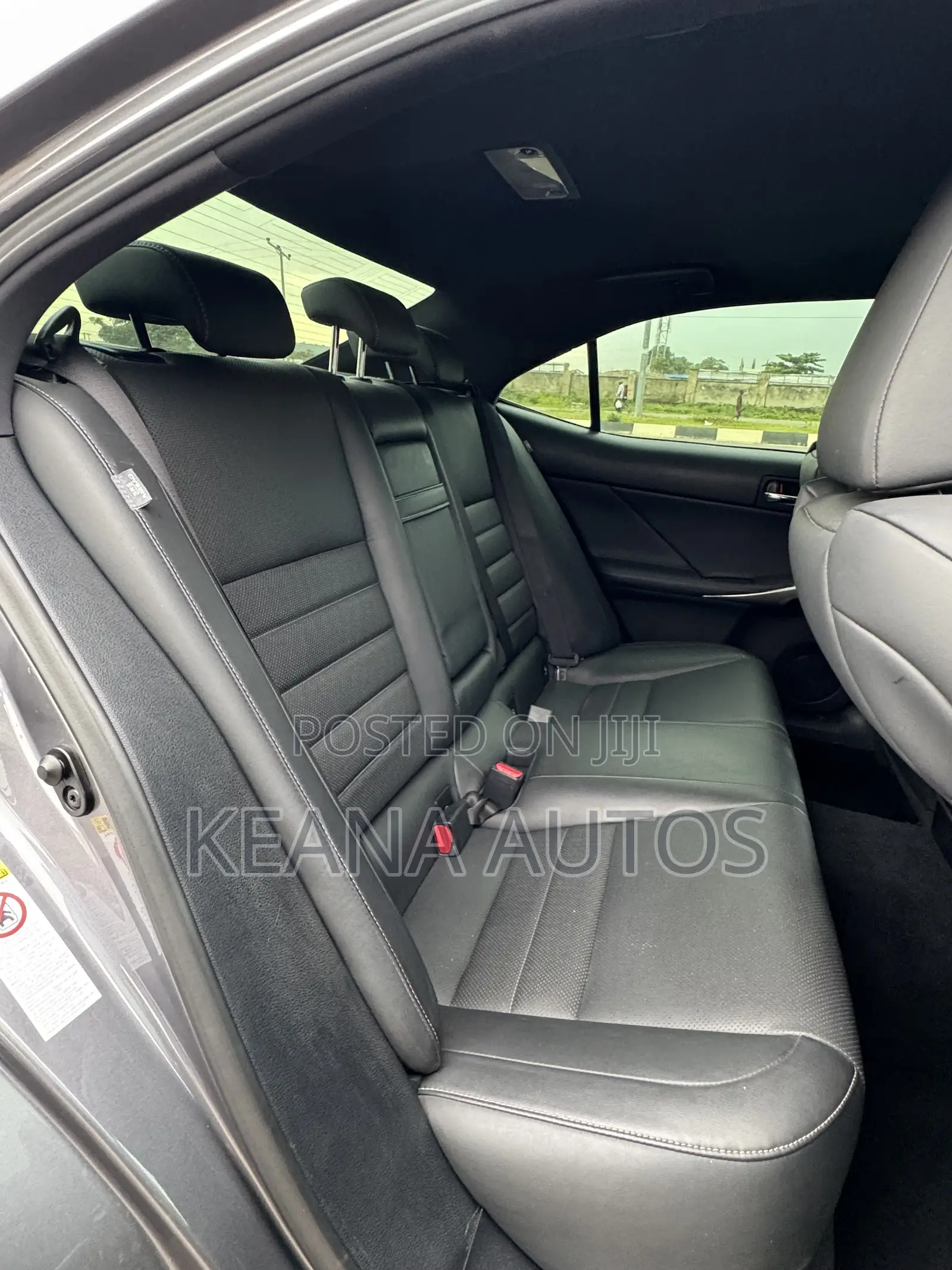 Lexus IS 300 AWD 2017 Gray