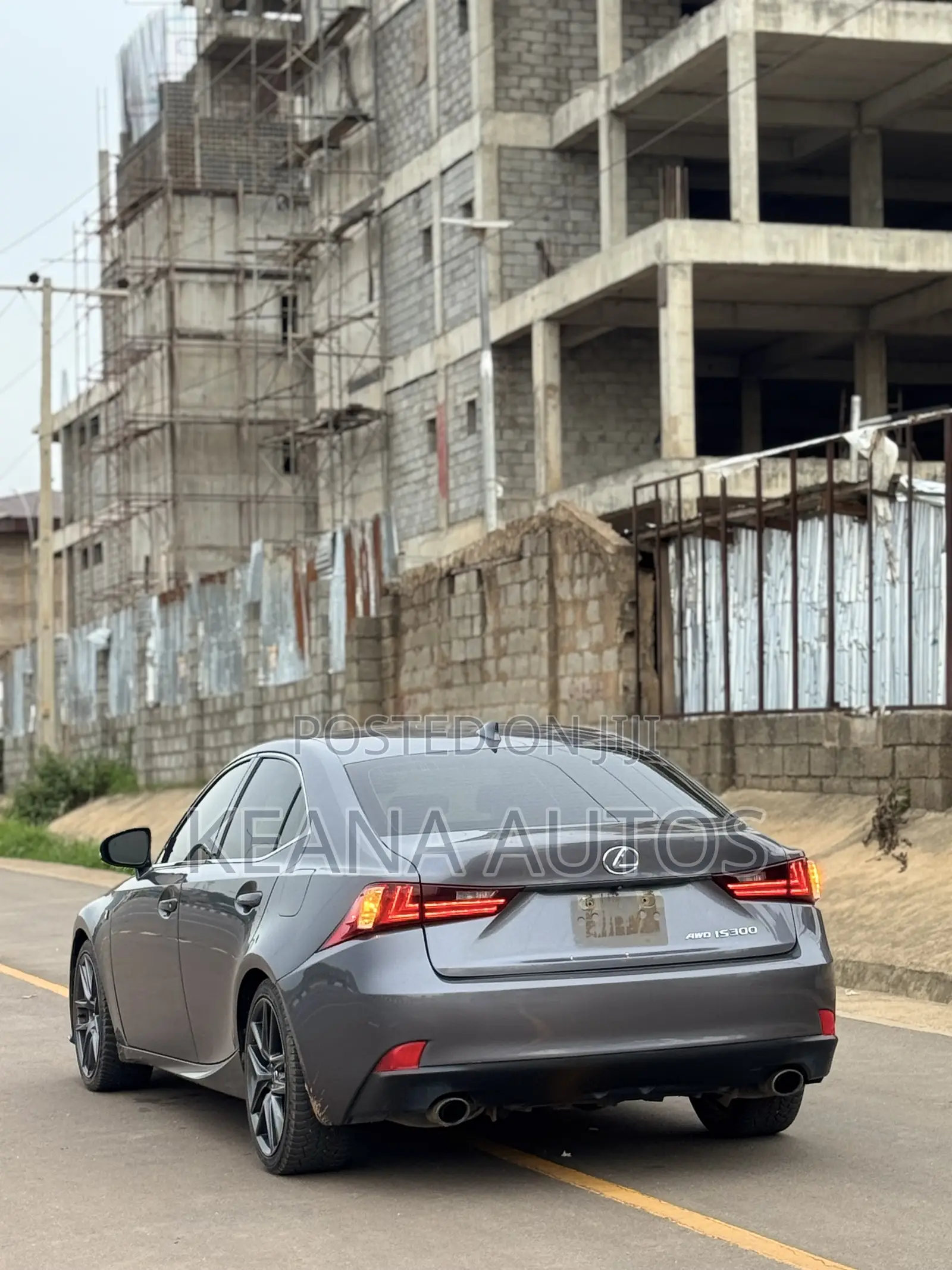 Lexus IS 300 AWD 2017 Gray
