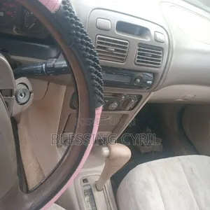 Car 2000 Green