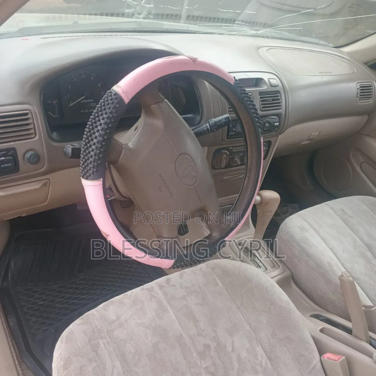 Car 2000 Green