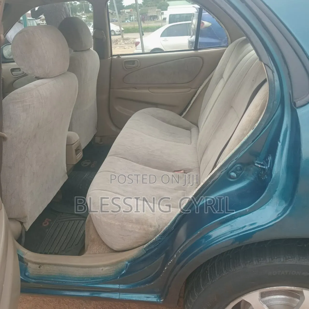 Car 2000 Green