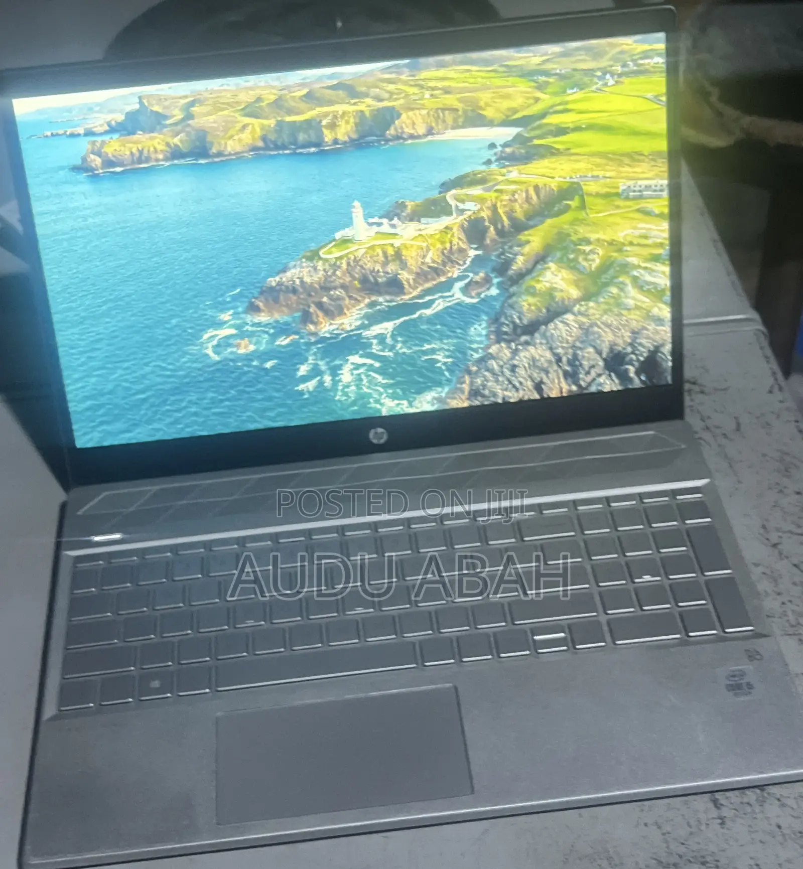 Laptop HP Pavilion 15-cs3063cl 8GB Intel Core i5 HDD+SSD 1T