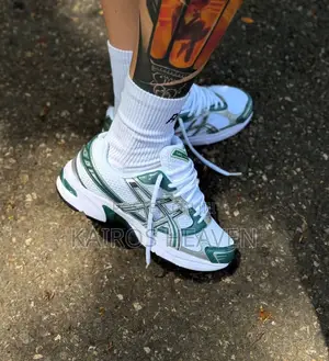 Unisex Sneakers