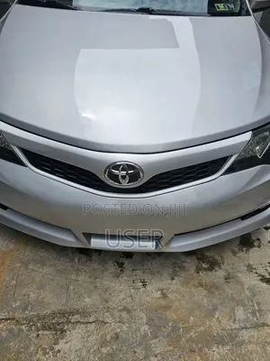 Toyota Camry 2014 Silver