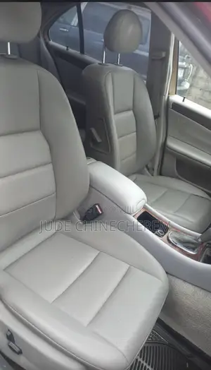 Mercedes-Benz C230 2002 Red