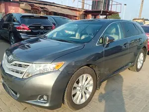 Toyota Venza XLE 2016 Gray