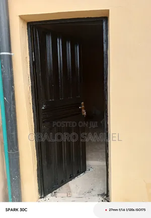 3bdrm Block of Flats in Dam Dam, Ido for rent