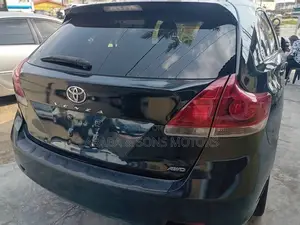 Toyota Venza XLE 4dr Wagon (3.5L 6cyl 6A) 2015 Black