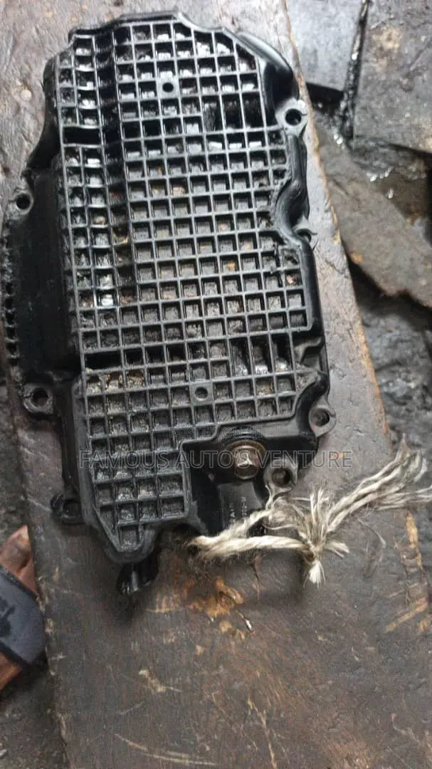Engine Sump Infinity Q50