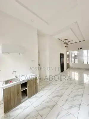 Studio Apartment in Ikota Gra for rent