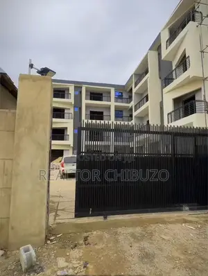 3bdrm Block of Flats in Abuja Top Realty, Durumi for sale