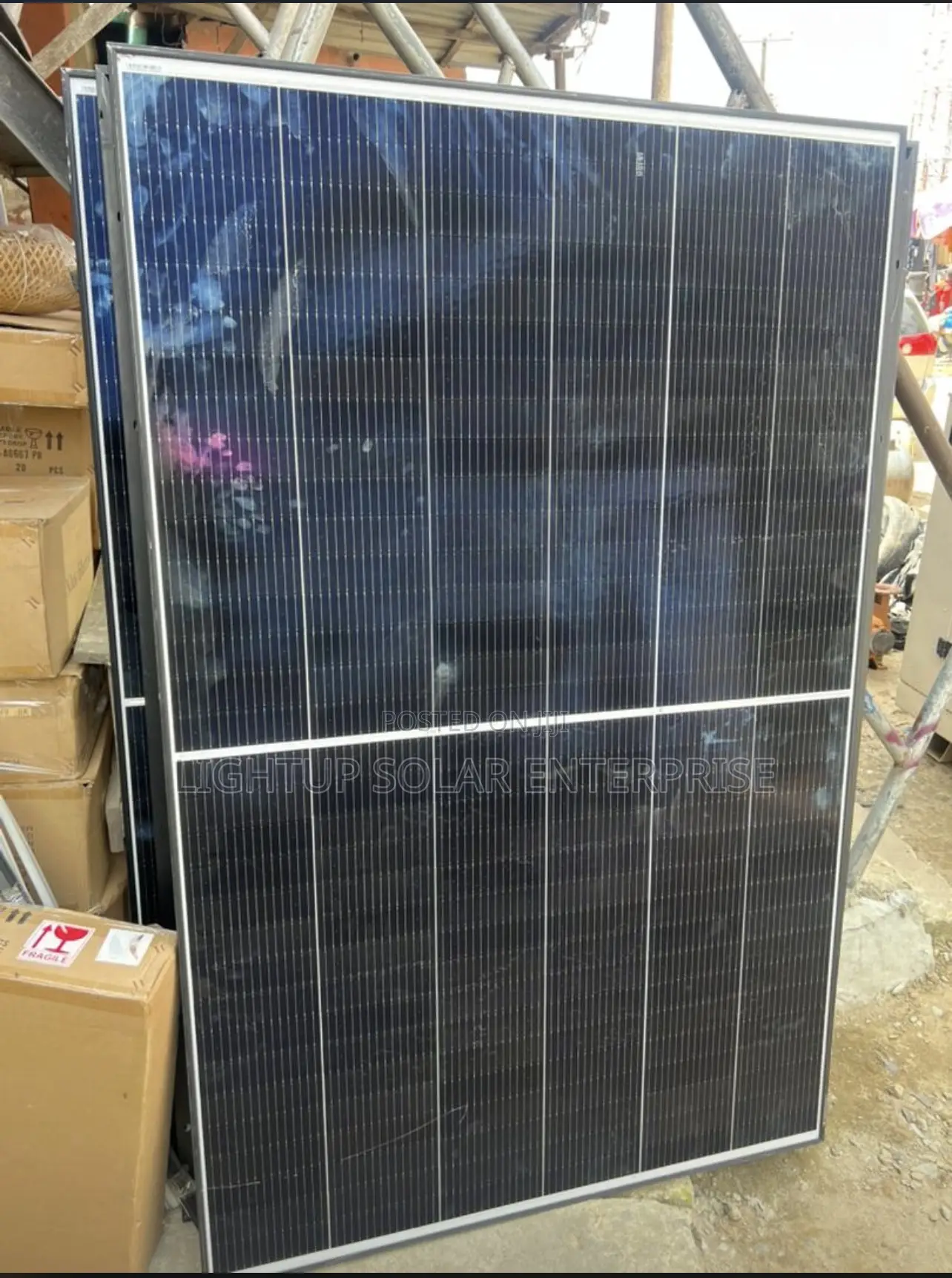 Jinko 550w Half-Cut Monocrystalline Solar Panel